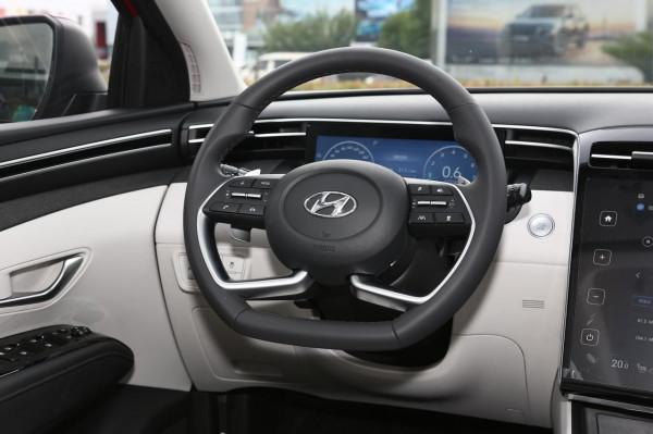 四款車型怎麼選 第五代途勝L購車手冊 推薦精英版