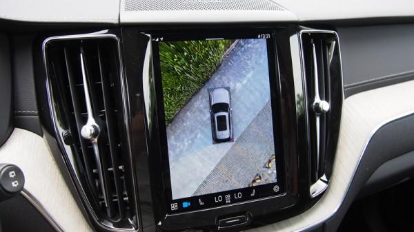 別看是二線豪華品牌，還是有幾把刷子的，試駕沃爾沃新款XC60