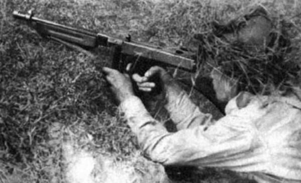 一個軍裝備4000多挺衝鋒槍！日軍上來拼刺刀，直接橫掃過去