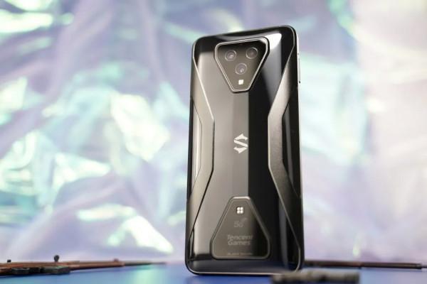 有品日報 | 藍系/銀食獲融資；騰訊擬收購小米系黑鯊；家樂福與Meta合作；麥當勞×中國郵政推限定郵票