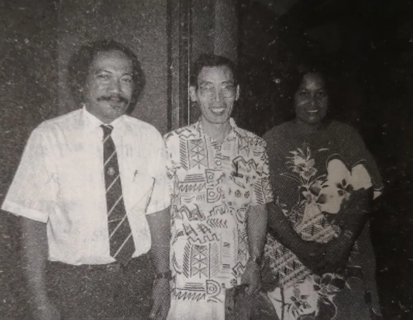 外秘約我下海捕魚