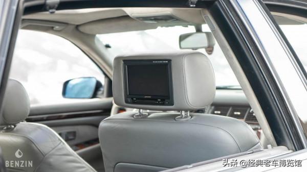 第一代奧迪A8頂配6.0W12，日耳曼D級豪車的曠世之作