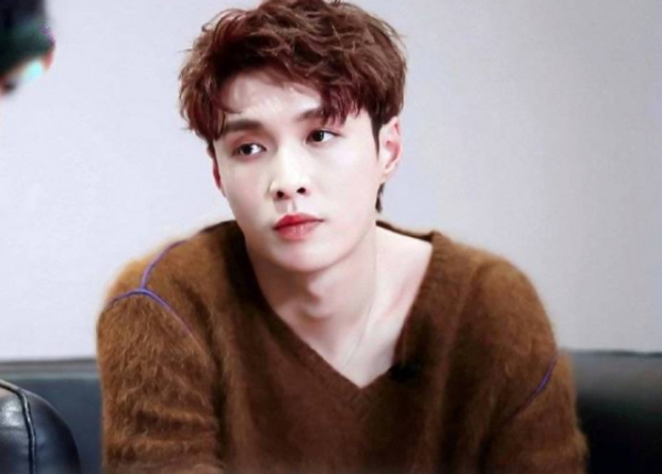 李易峰張藝興機場偶遇,剛拜拜完轉身又相遇,網友:拜拜了個寂寞 李易峰張藝興機場偶遇,剛拜拜完轉身又相遇,網友:拜拜了個寂寞