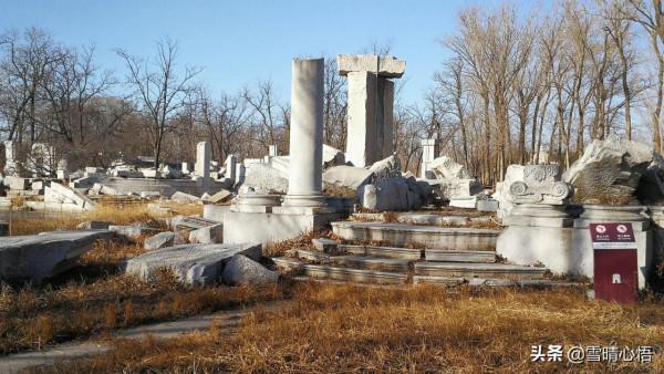 北京：圓明園遺址公園一一殘垣斷壁