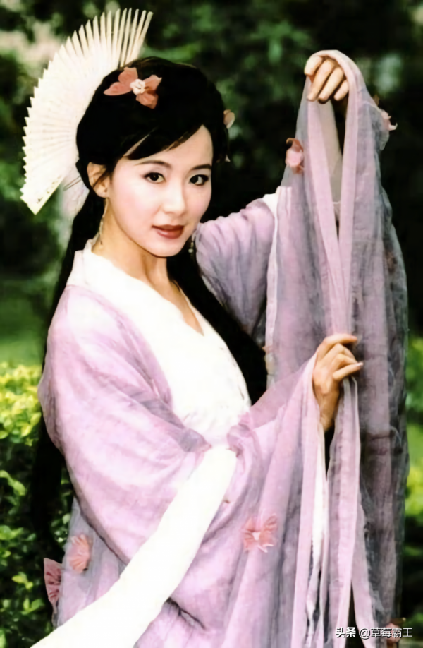 拒絕“偽高階”造型,把“彩虹”穿在身上,才是古裝劇該有的樣子 拒絕“偽高階”造型,把“彩虹”穿在身上,才是古裝劇該有的樣子