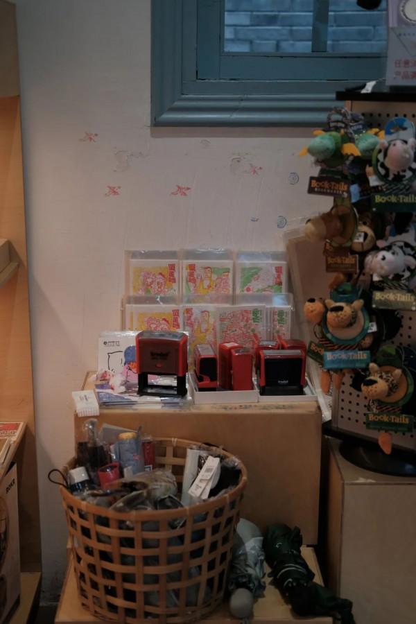 我一下午在成都戳了105個章 我一下午在成都戳了105個章