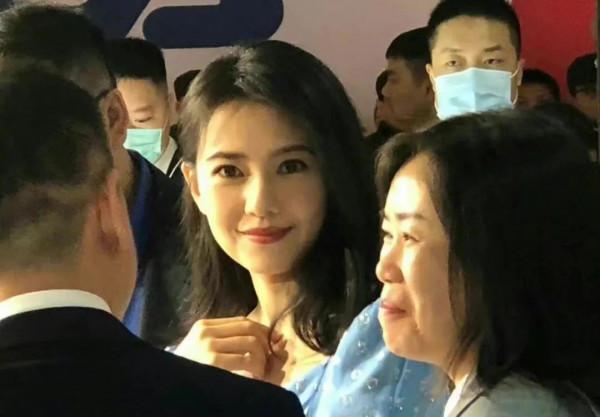 嚴肅護膚 | 讓趙麗穎誇漂亮的嘴，到底要下多少功夫