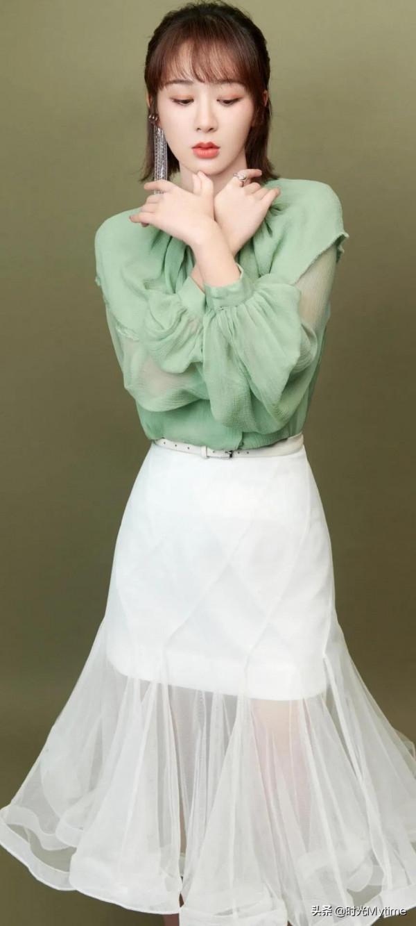 明星桌布：楊紫，挺好看的呀，為什麼宋丹丹說長的醜呢？