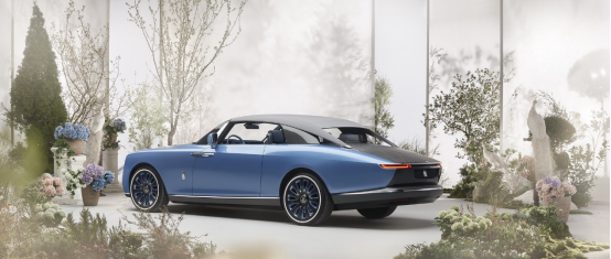 給自己定個&OpenCurlyDoubleQuote;小目標&rdquo;，勞斯萊斯浮影售價2800萬美元限量3臺