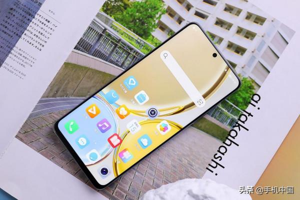 榮耀X30圖賞：超窄邊全視屏“牽手”鈦空銀 正反都美