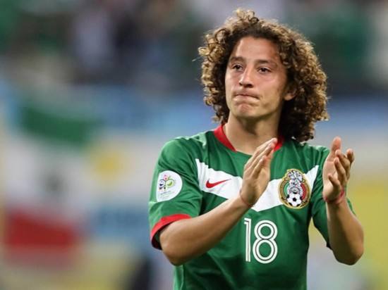 “青蛙王子”與“花蝴蝶”:中北美霸主墨西哥足球歷史最佳11人 “青蛙王子”與“花蝴蝶”:中北美霸主墨西哥足球歷史最佳11人