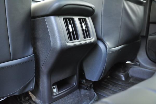 感受一汽奔騰T55:看上去很硬朗 其實非常舒適 感受一汽奔騰T55:看上去很硬朗 其實非常舒適