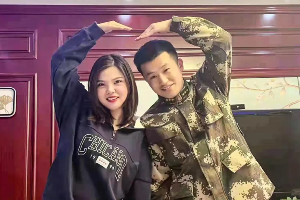 軍戀是啥感覺？我們問了25位兵哥和姑娘