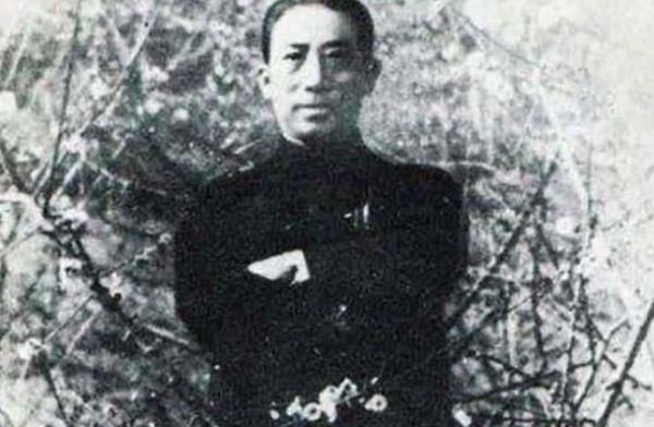 文強晚年赴美探親，蔣志雲告之：你在臺灣還有一百萬美元工資沒領