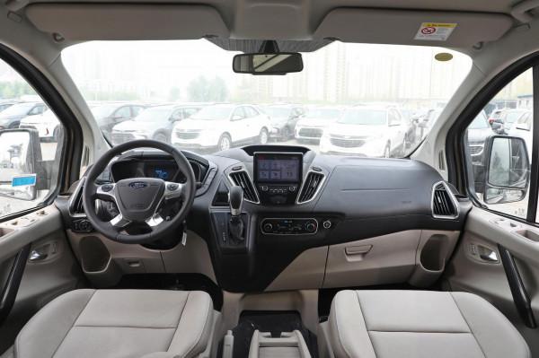 試駕途睿歐，外觀大氣，適合商務接待