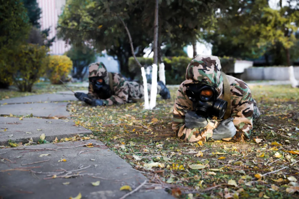 以考促練！火箭軍某部核生化防護比武攥緊“降魔鐵拳”
