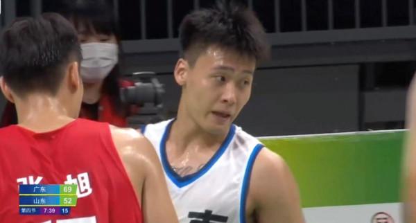 大勝16分！廣東宏遠豪取全運會開門紅，胡明軒轟17分，趙睿14+5