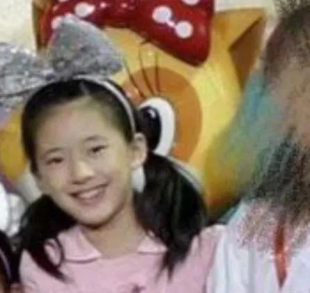 明星的小時候,趙露思完全就是迷你版,黃曉明真的不是哈利波特? 明星的小時候,趙露思完全就是迷你版,黃曉明真的不是哈利波特?