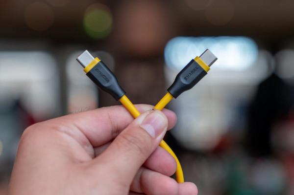 MacBook Pro 2021 有哪些好看實用的數碼配件，我來告訴你