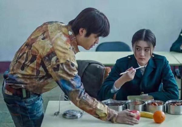 《東北戀哥》口碑走高，包貝爾撕掉爛片代表，終於翻身了