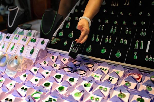 廣州玉器街深藏窄巷中，曾經的市井天堂，玉石價格從5元到幾萬元