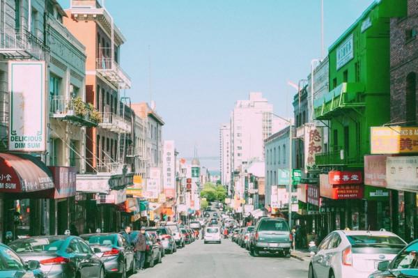 美國唐人街，正變得冷清，以前人來人往景象不復存在了