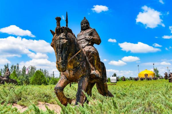 一個不敢挖，一個挖不開，一個挖不到，扒扒三座傳奇的皇陵