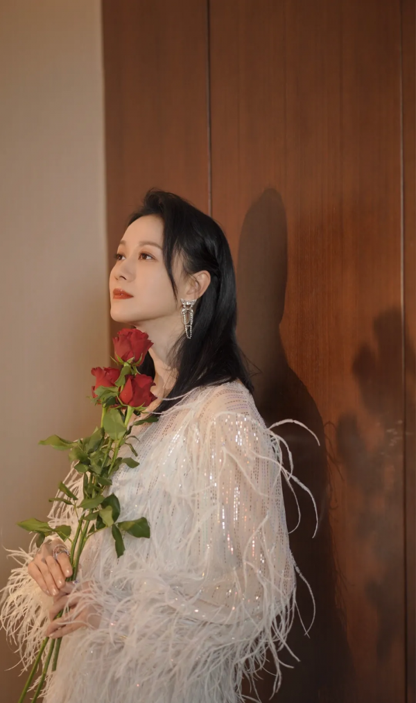 曾為前夫賣房、上失信名單，如今43歲的倪虹潔活出了自己