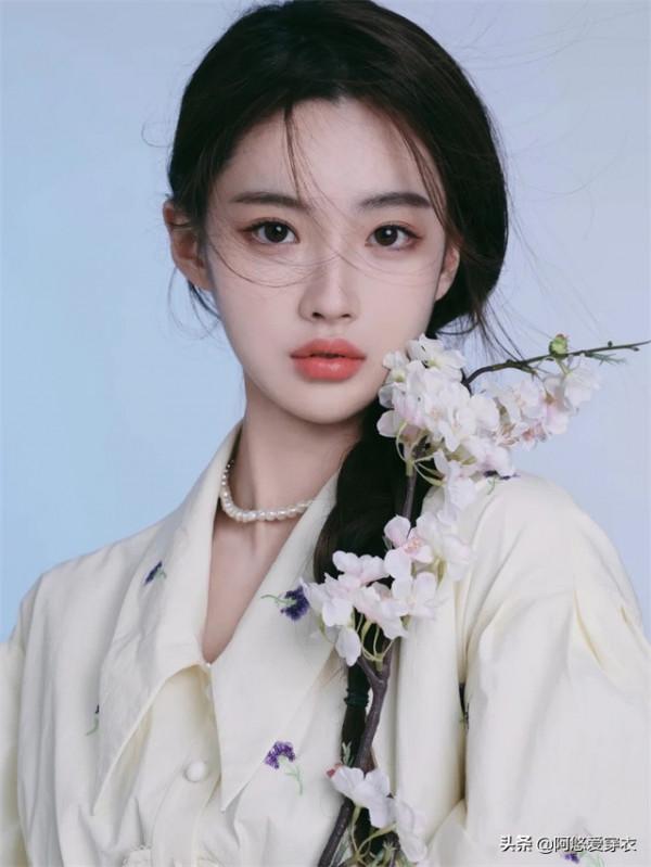 秋天的“口紅”要怎麼塗才夠好看?從這3個方面下手,精緻又洋氣 秋天的“口紅”要怎麼塗才夠好看?從這3個方面下手,精緻又洋氣