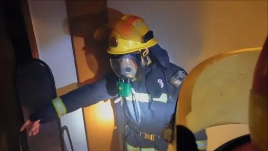 芒果衛視再出王炸，首播上線雙網第一，杜海濤吳昕表示很羨慕