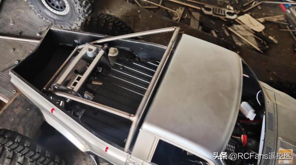 潮白怪獸-閉門造車-135號大腳LCG賽車