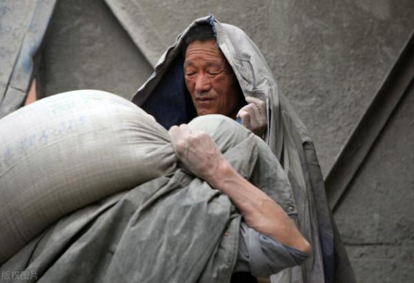 “前半生拿命換錢,後半生拿錢買命”這四類工作,不得已沒人去做 “前半生拿命換錢,後半生拿錢買命”這四類工作,不得已沒人去做