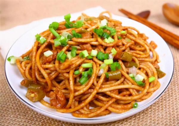 中國最好吃的8碗麵，南北方各4種