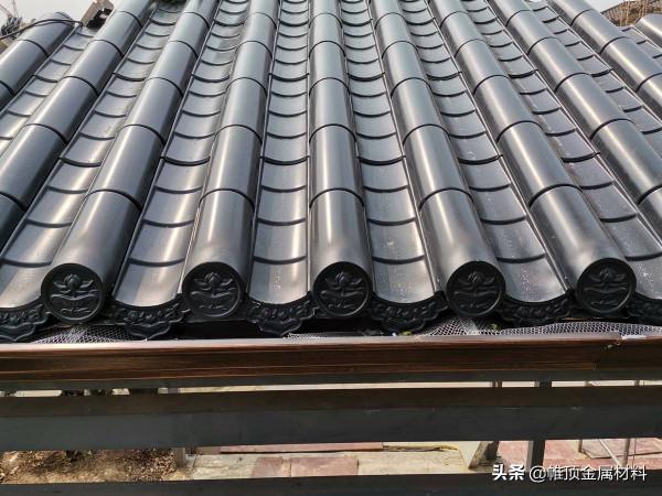 想設計屋面感覺太單調,可以試一下鋁鎂錳金屬屋面板瓦 想設計屋面感覺太單調,可以試一下鋁鎂錳金屬屋面板瓦