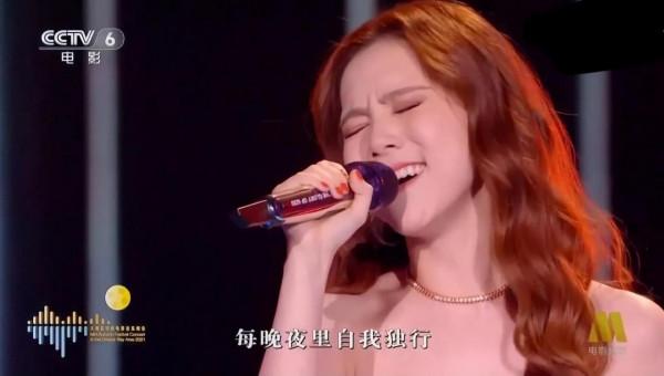 中秋晚會明星表情大賞:謝霆鋒聽王菲名字面無表情,鄧紫棋求掌聲 中秋晚會明星表情大賞:謝霆鋒聽王菲名字面無表情,鄧紫棋求掌聲