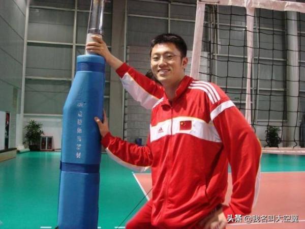 中國女排新任主教練人選浮出水面，不是蔡斌，也不是張建章