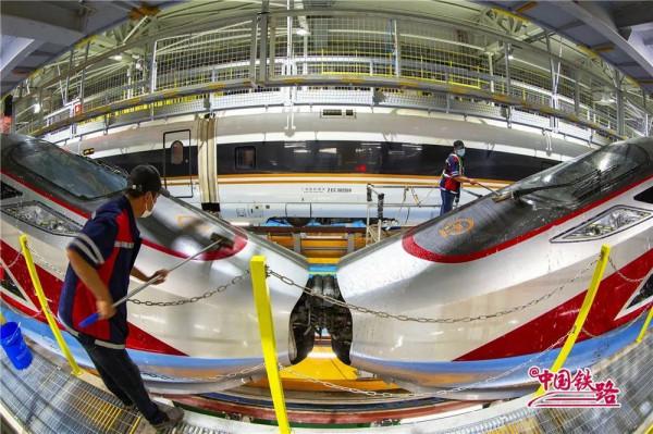 為什麼復興號在這裡以時速5公里行進? 為什麼復興號在這裡以時速5公里行進?