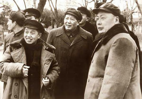 按授銜規定,陳毅不能被授予元帥,周總理提到誰讓中央同意授帥? 按授銜規定,陳毅不能被授予元帥,周總理提到誰讓中央同意授帥?