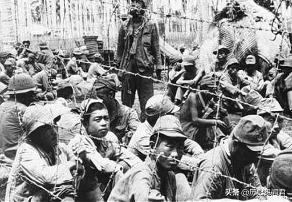 這才是抗戰中真正的日俘,跟抗戰劇完全不同,當了俘虜還面露兇光 這才是抗戰中真正的日俘,跟抗戰劇完全不同,當了俘虜還面露兇光
