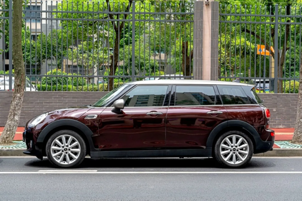 極致的英紳範兒,高配MINI,能把玩,能家用——Clubman Cooper 極致的英紳範兒,高配MINI,能把玩,能家用——Clubman Cooper