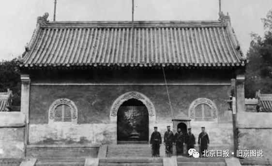 坐落在南池子大街東側，普度寺見證明清皇城風雲