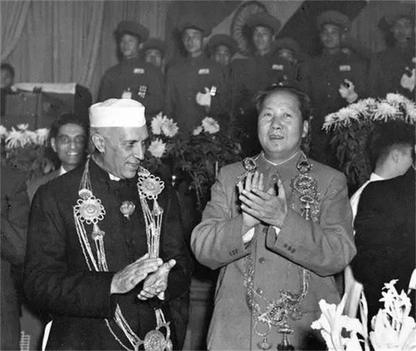 1962年印度入侵，毛主席：想了十天十夜，沒想通印度為何要打我們