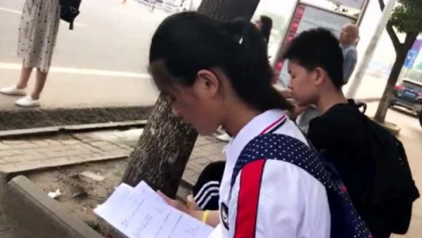 40名學生考七門課，無一人超過200分，農村初中真的要涼？