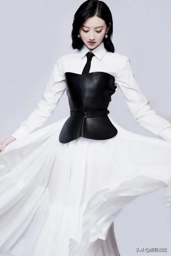 景甜：水靈秀氣