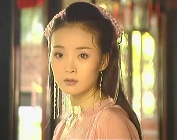 8位不靠煙燻妝黑化的反派女配,丹鳳眼、狐狸眼,個個貌美如花 8位不靠煙燻妝黑化的反派女配,丹鳳眼、狐狸眼,個個貌美如花