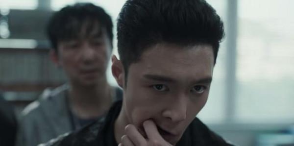 劉濤想用這個動作證明演技？她跟蔣欣於和偉的差距有點大