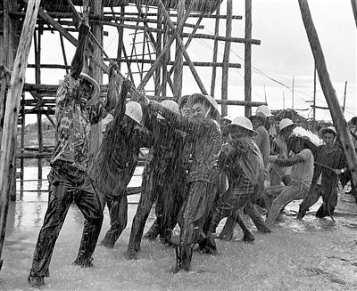 中國軍校學了兩年,放牛娃逆襲當總統,奈米比亞和我們也很鐵? 中國軍校學了兩年,放牛娃逆襲當總統,奈米比亞和我們也很鐵?