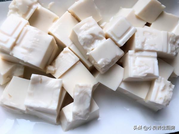 初冬到,遇到這魚別手軟,我家隔2天吃一回,肉肥刺少湯汁鮮 初冬到,遇到這魚別手軟,我家隔2天吃一回,肉肥刺少湯汁鮮