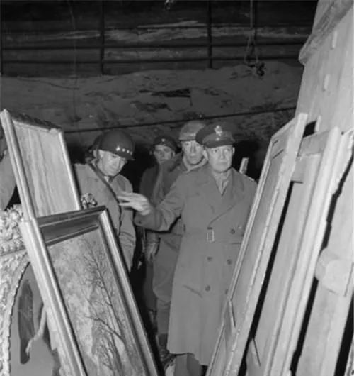 揭秘丨礦井發現鉅額“納粹寶藏”僅金牙就堆成山 揭秘丨礦井發現鉅額“納粹寶藏”僅金牙就堆成山