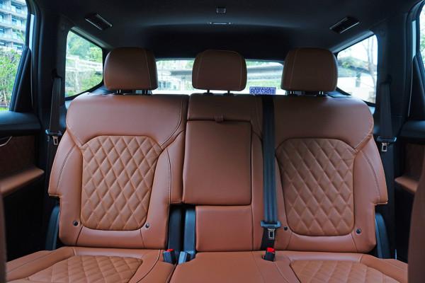 18萬!5米長帶大梁 還有2.0T柴油機 上汽大通MAXUS D90 Pro驚到我了! 18萬!5米長帶大梁 還有2.0T柴油機 上汽大通MAXUS D90 Pro驚到我了!